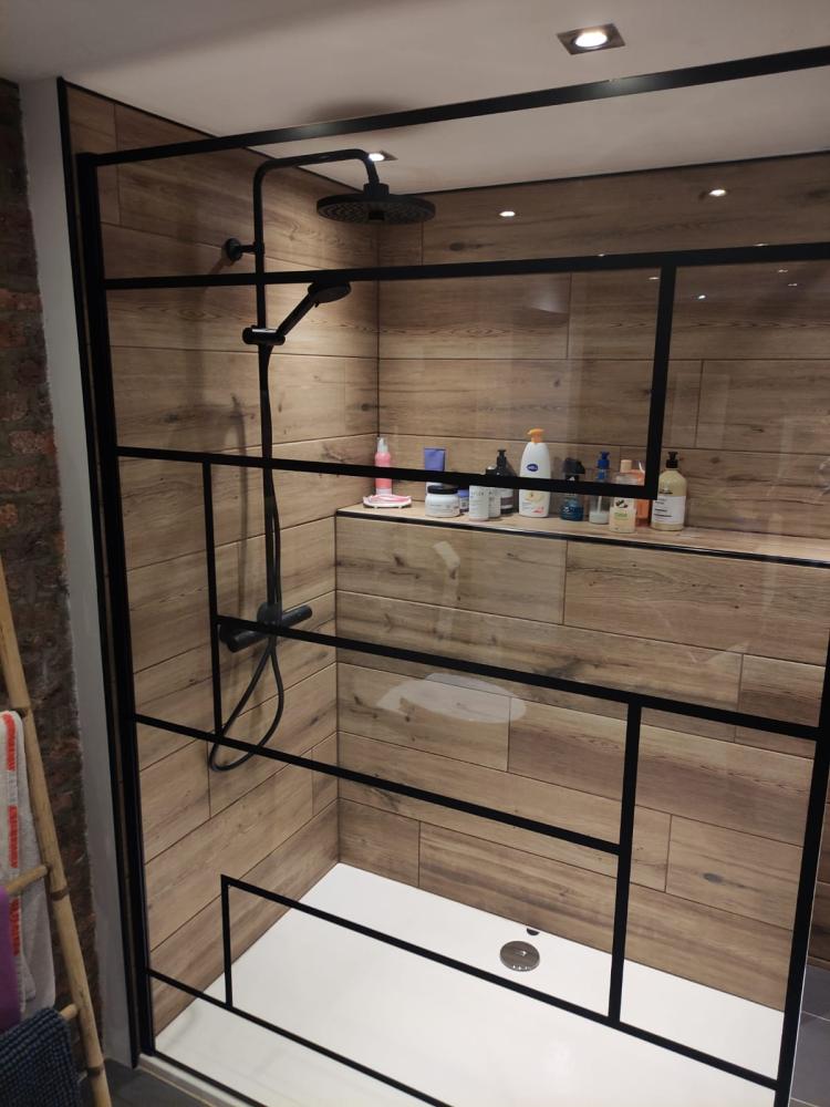 salle de bain vue droite