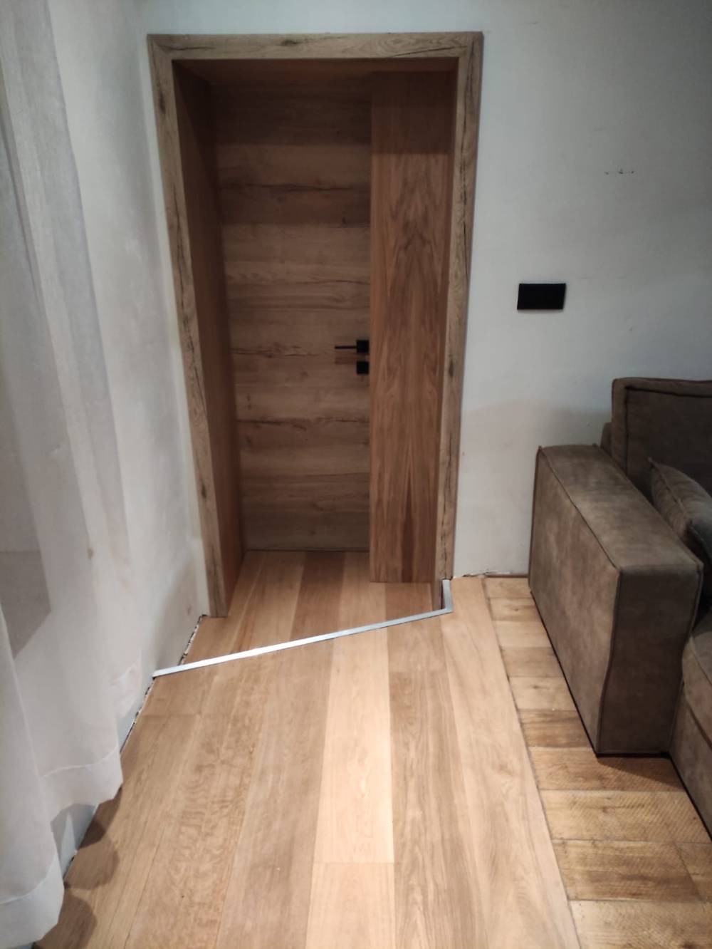 couloir porte fermée